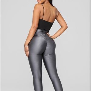 Fashion nova leggings